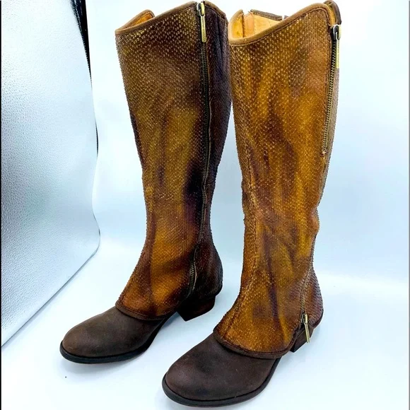 DONALD J PLINER WESTERN COUTURE COLLECTION BOOTS - Picture 4 of 16